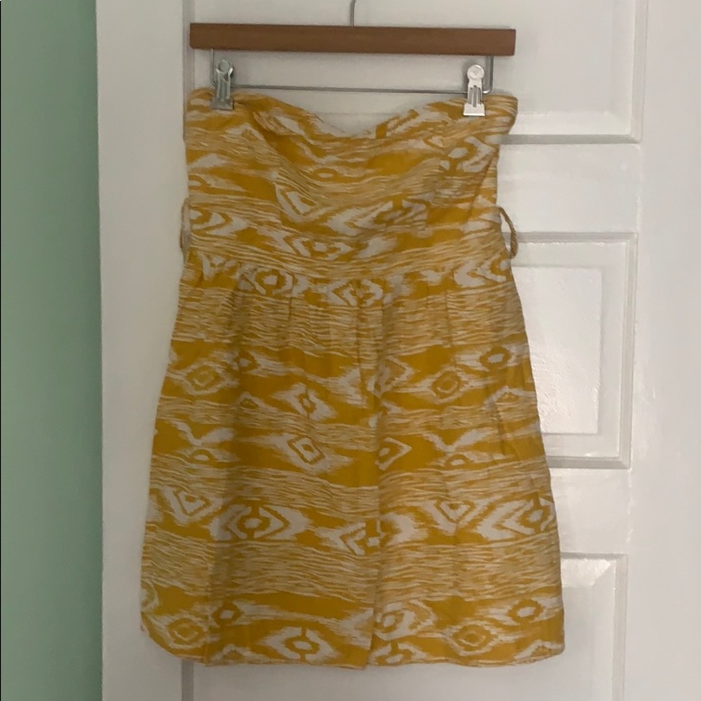 Strapless dress